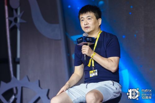 10��00-10��45 ���ö�CEO���ӿ